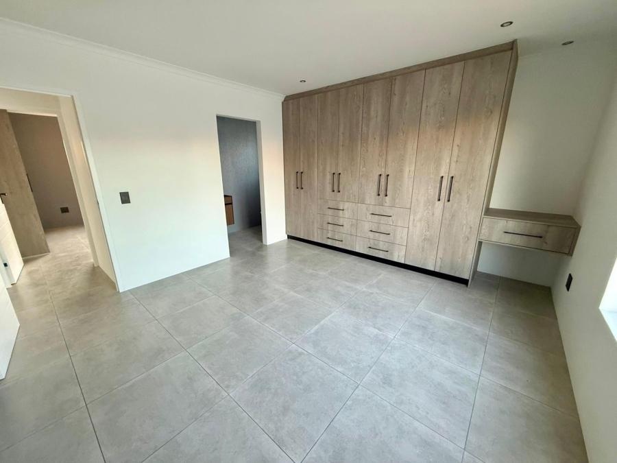 3 Bedroom Property for Sale in Country Club Western Cape